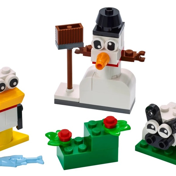 LEGO Classic Creative White Bricks 11012 (Retired) - Picture 5 of 6